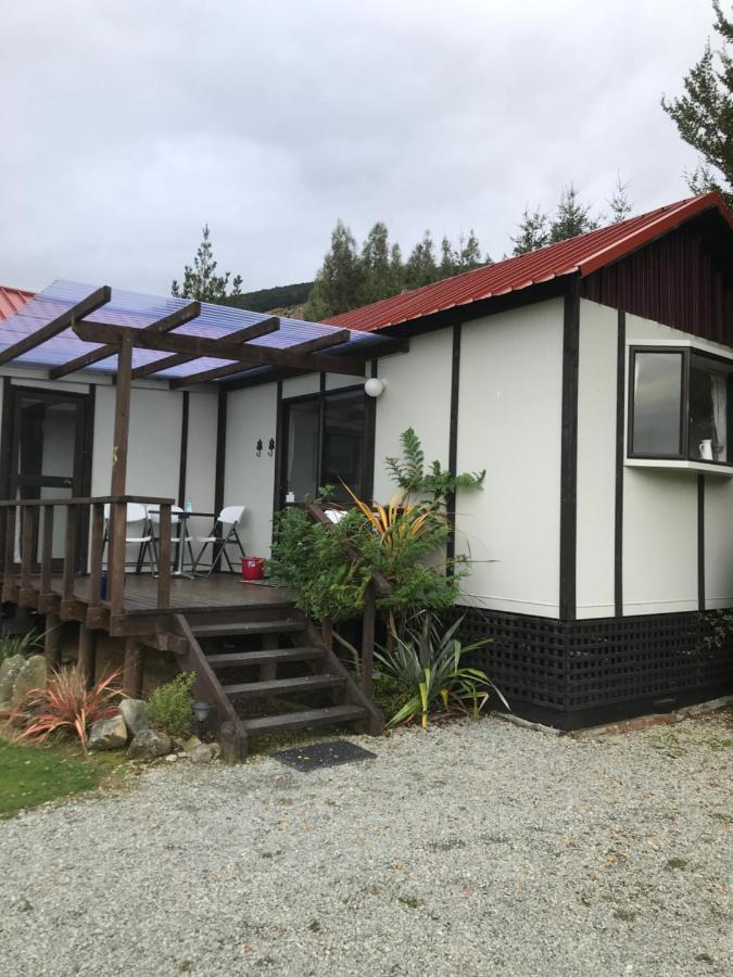 Tophouse Mountainview Cottages Saint Arnaud Exterior photo