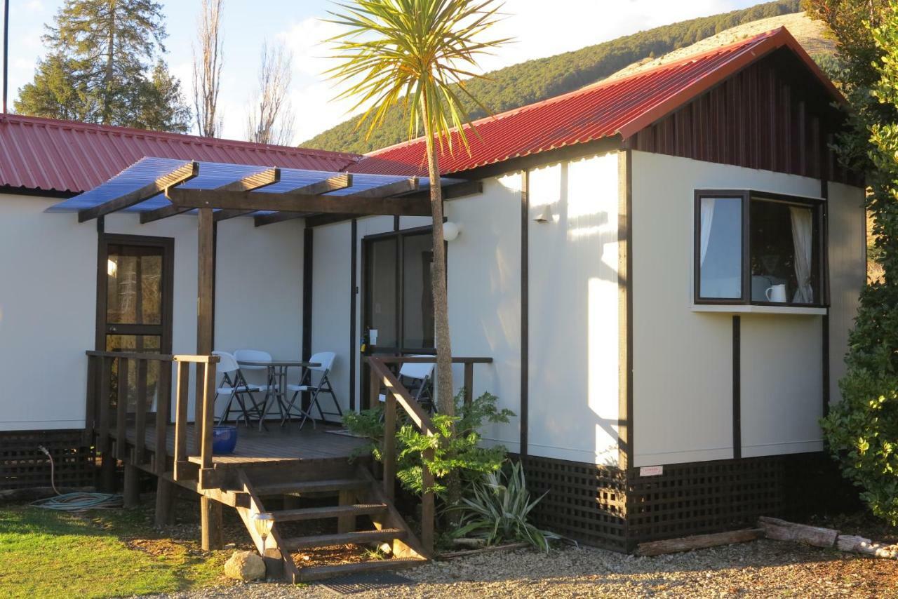 Tophouse Mountainview Cottages Saint Arnaud Exterior photo